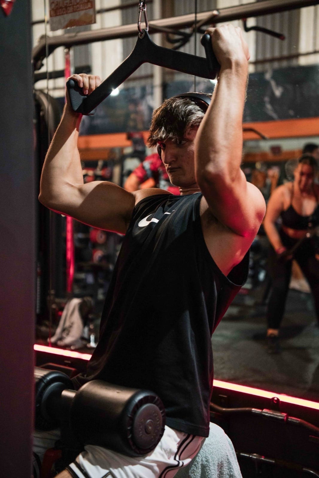 Recepción y acceso — gimnasio FullFitness77 en Adeje, Tenerife Sur